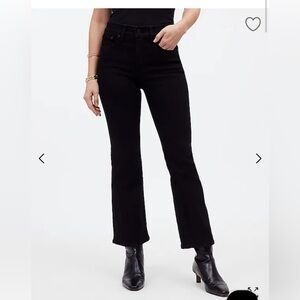 Madewell Tall Kick Out Crop Jeans in Black